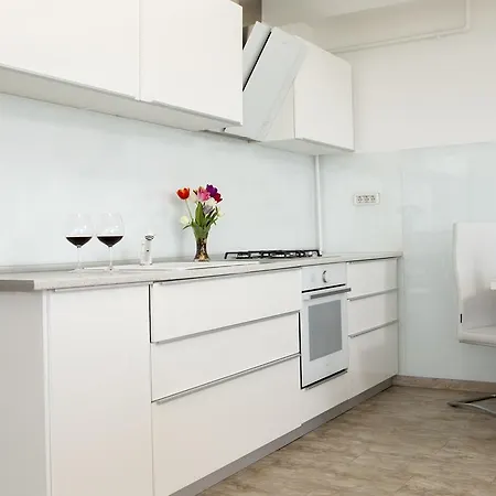Sea View Penthouse Apartment *